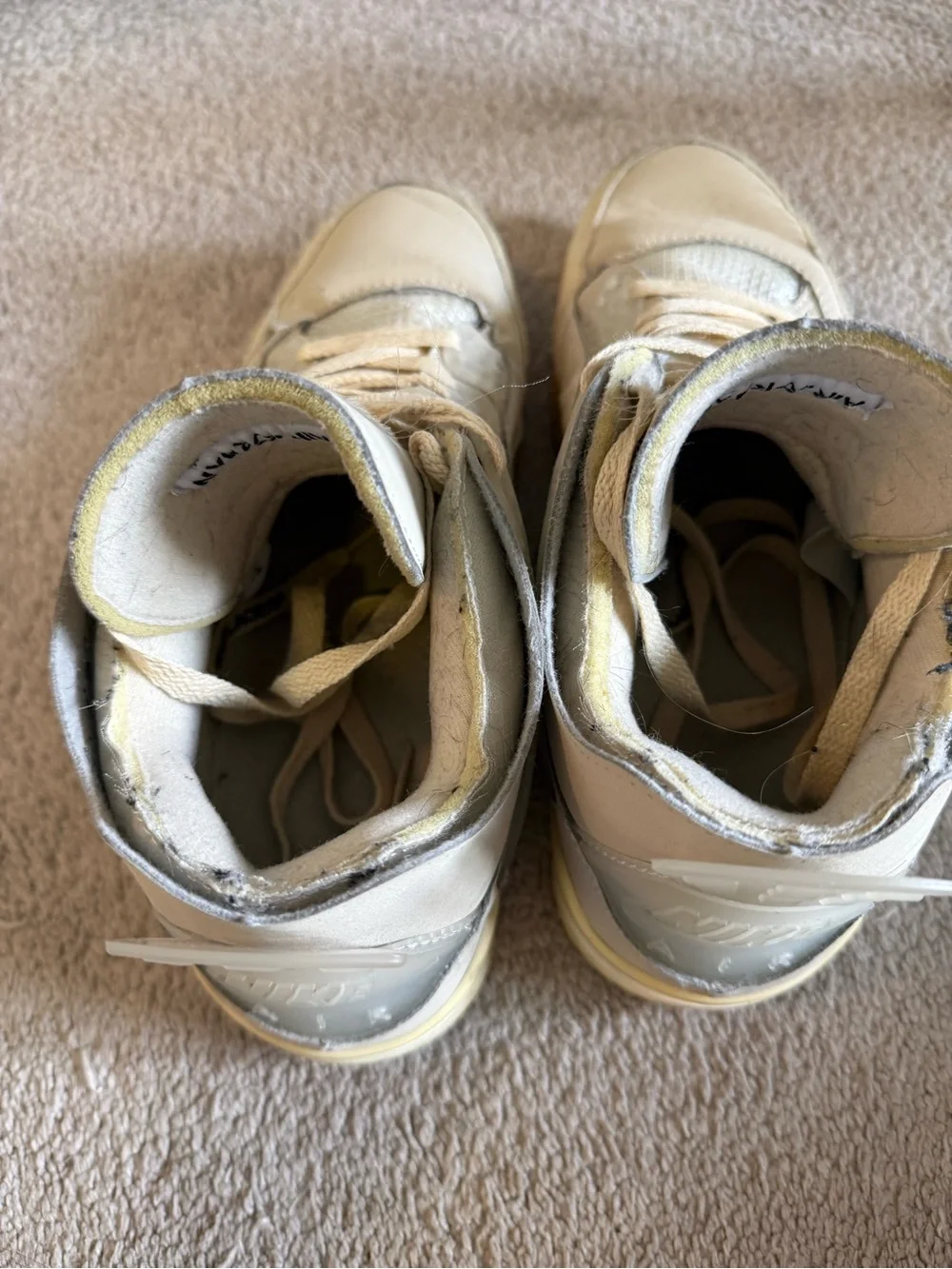 Jordan Men’s Sneakers in Beige and Gum